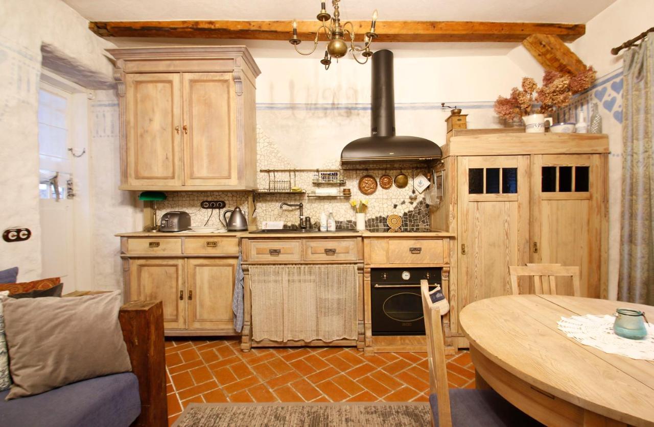 Bohemian Hideout, Old Town, Tartu Home 외부 사진
